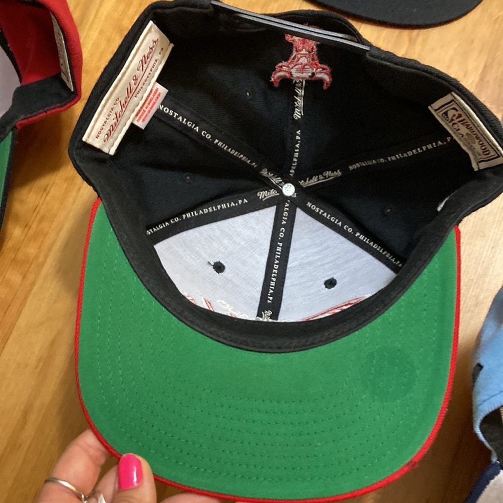 Mitchell & Ness Hat Bundle - image 4
